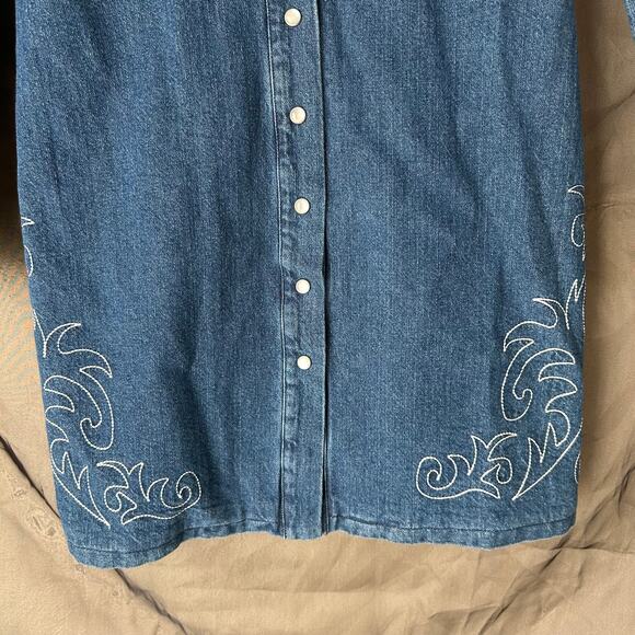 Avec Les Filles Denim Western Embroidered Snap Button Dress Size 4 - Picture 6 of 11